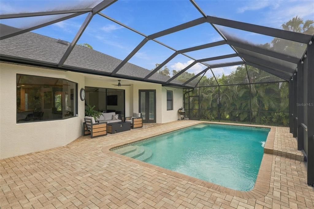 En Venta: $549,000 (3 camas, 2 baños, 2261 Pies cuadrados)