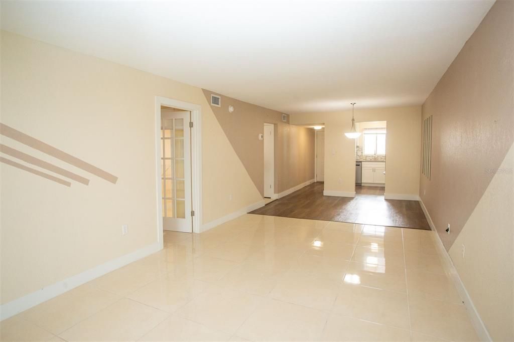 En Venta: $128,000 (2 camas, 1 baños, 960 Pies cuadrados)