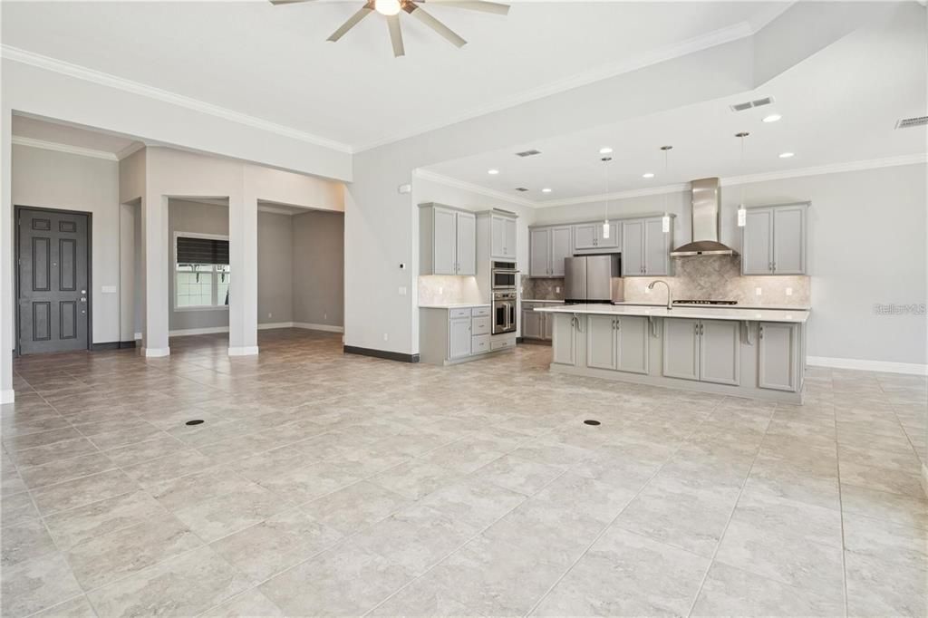 En Venta: $1,550,000 (4 camas, 4 baños, 3487 Pies cuadrados)