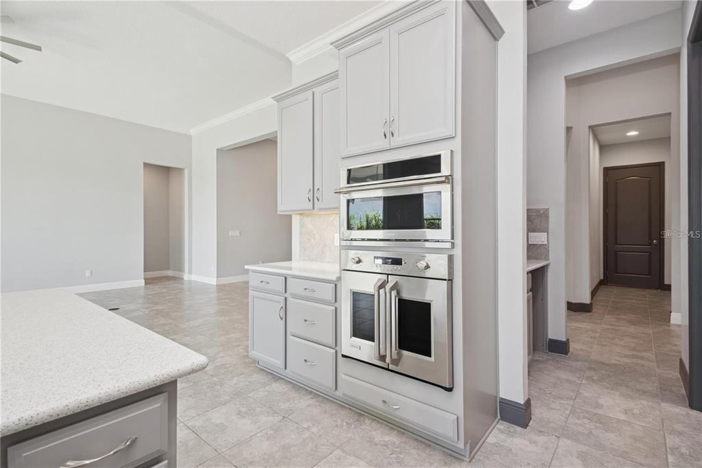 En Venta: $1,550,000 (4 camas, 4 baños, 3487 Pies cuadrados)