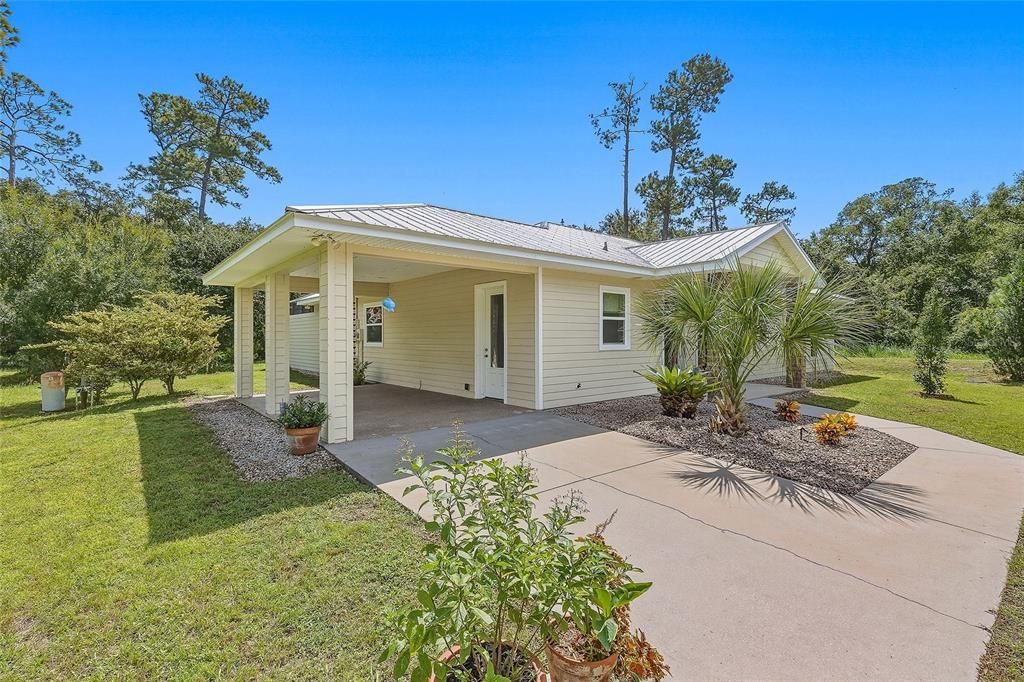 En Venta: $575,000 (2 camas, 2 baños, 2184 Pies cuadrados)