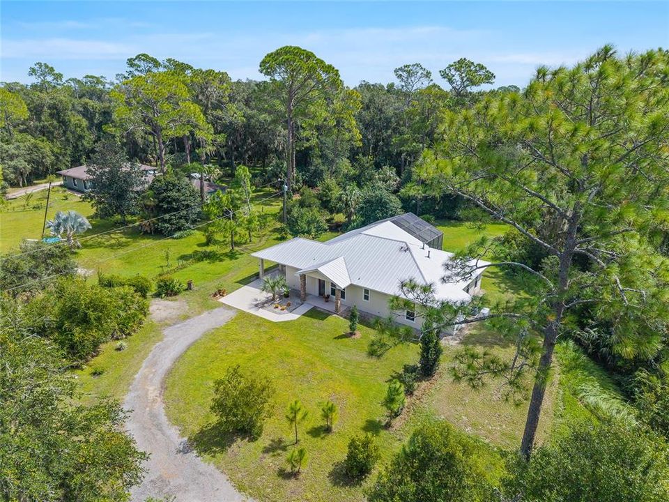 En Venta: $575,000 (2 camas, 2 baños, 2184 Pies cuadrados)