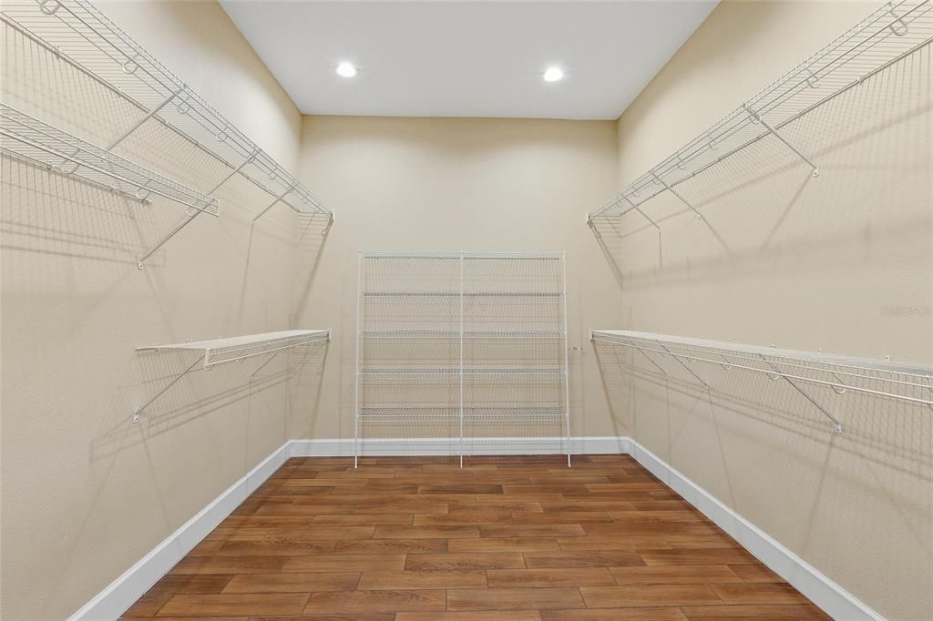 En Venta: $575,000 (2 camas, 2 baños, 2184 Pies cuadrados)