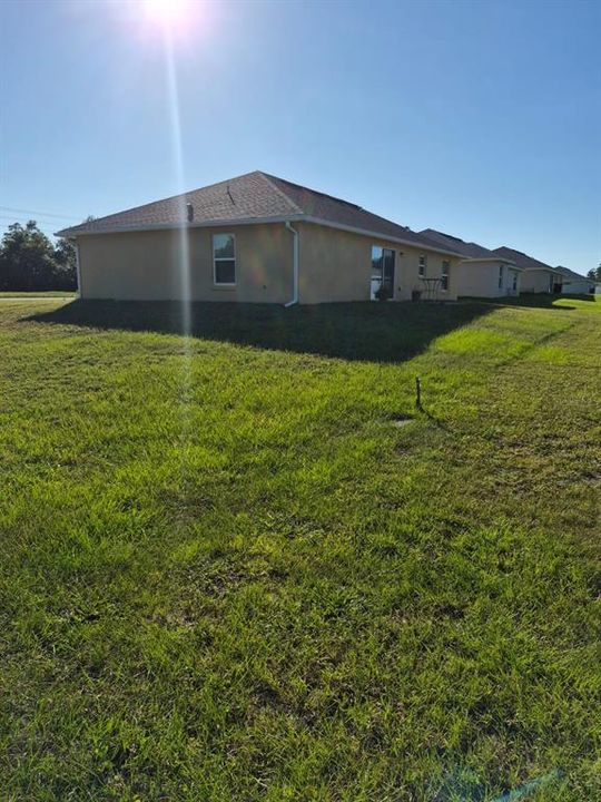 En Venta: $292,000 (4 camas, 2 baños, 1738 Pies cuadrados)