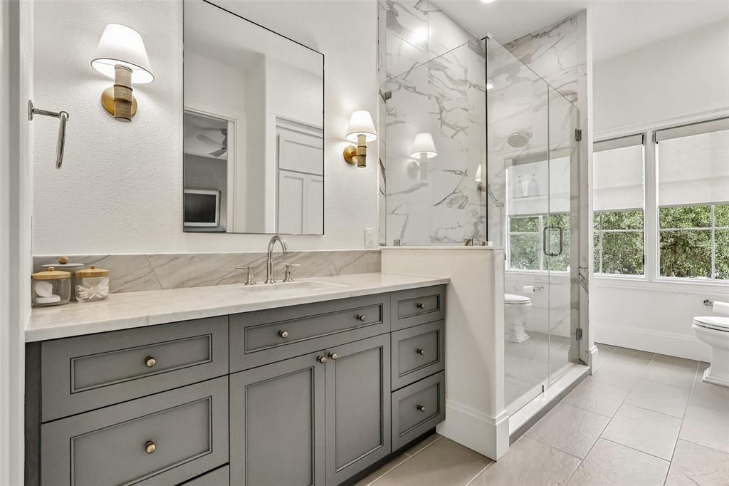 En Venta: $3,999,000 (5 camas, 4 baños, 5580 Pies cuadrados)