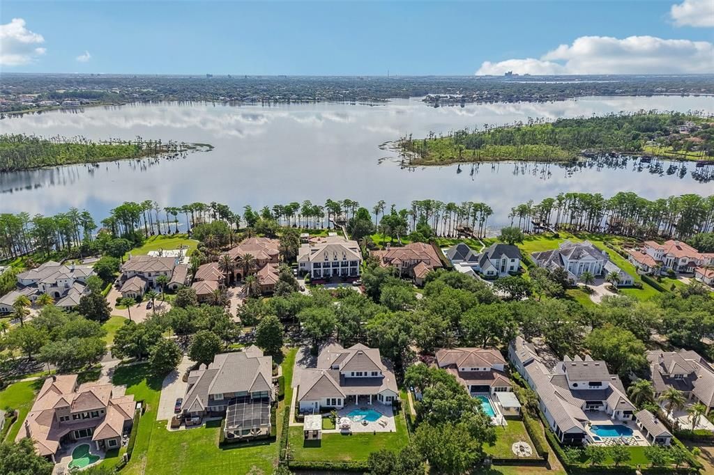 En Venta: $3,999,000 (5 camas, 4 baños, 5580 Pies cuadrados)