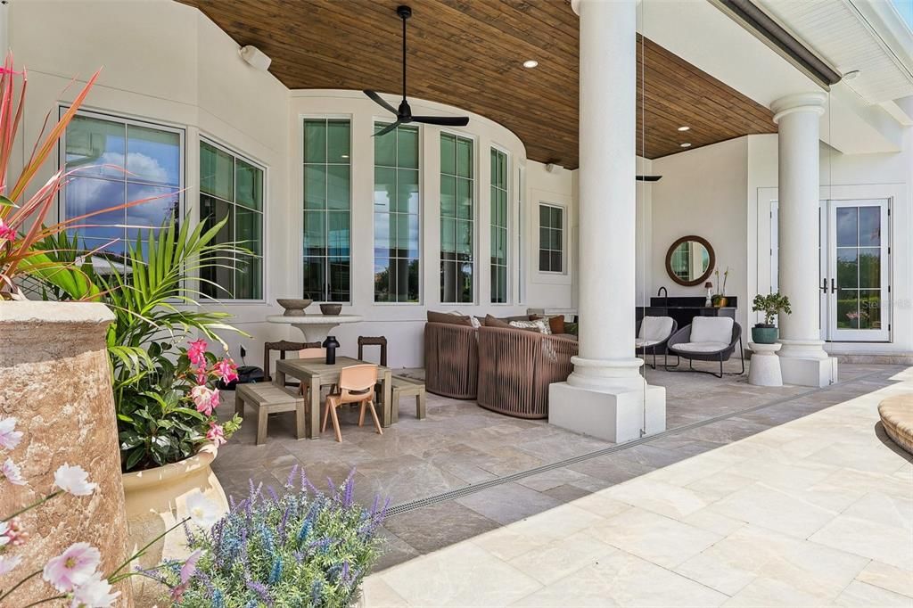 En Venta: $3,999,000 (5 camas, 4 baños, 5580 Pies cuadrados)