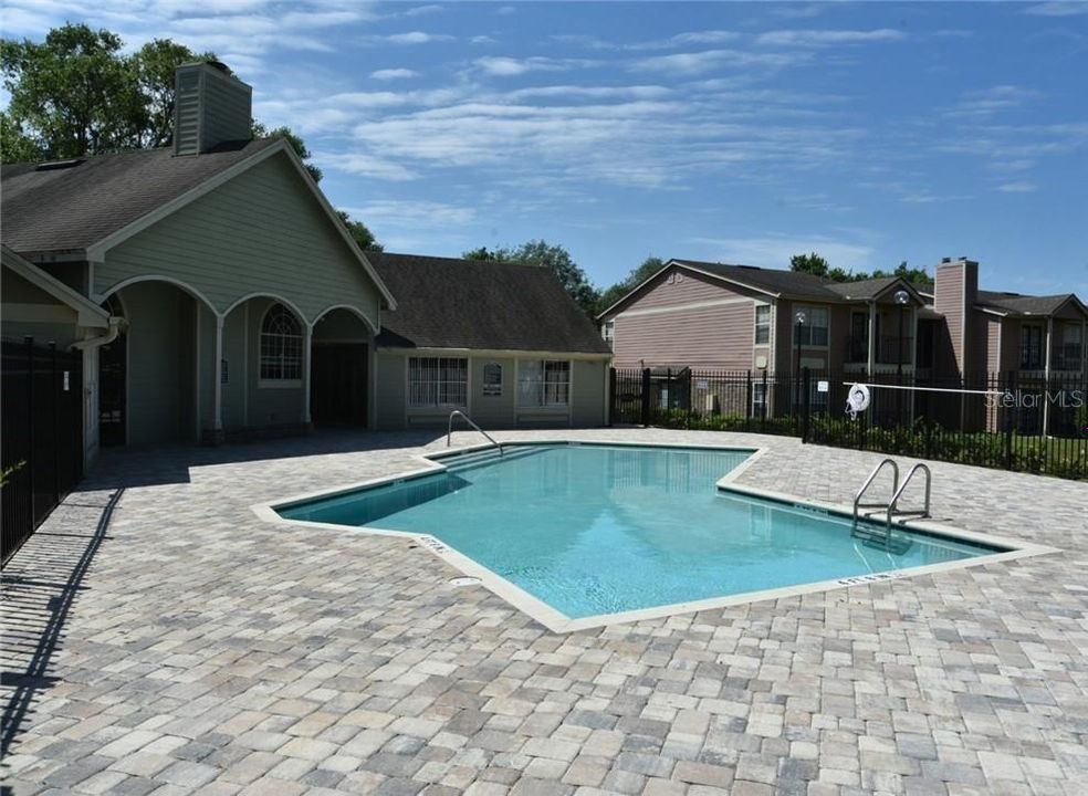 For Rent: $1,300 (1 beds, 1 baths, 583 Square Feet)