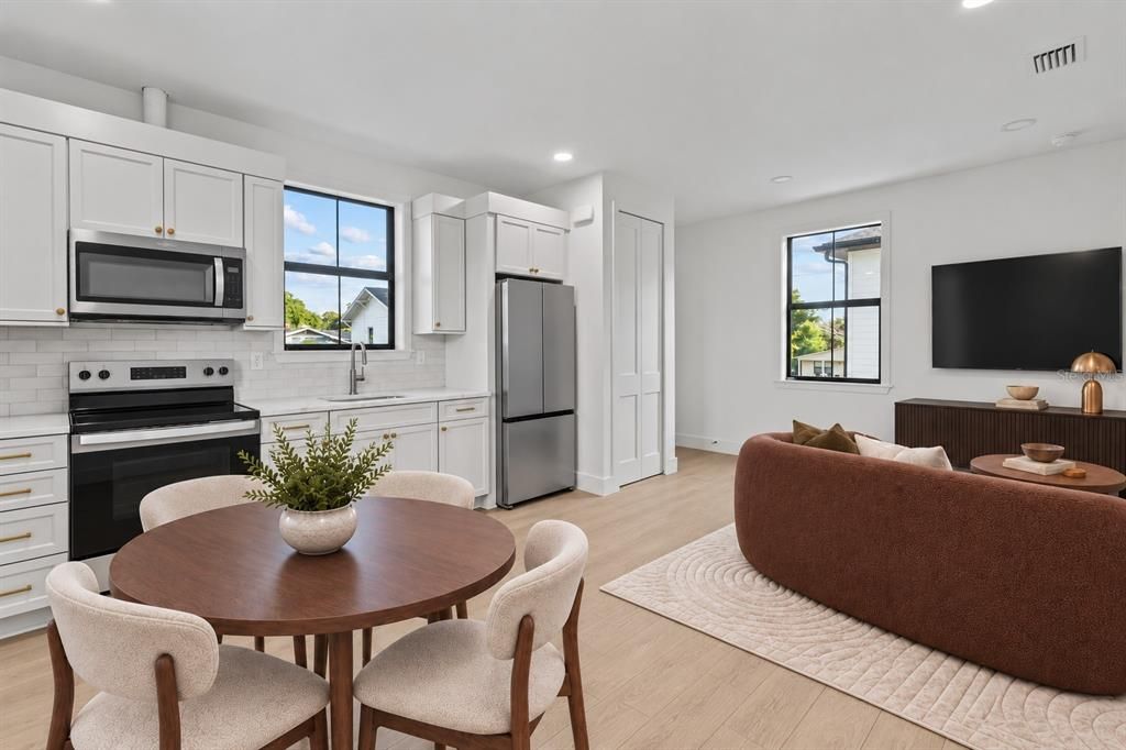 For Sale: $915,000 (3 beds, 3 baths, 2503 Square Feet)