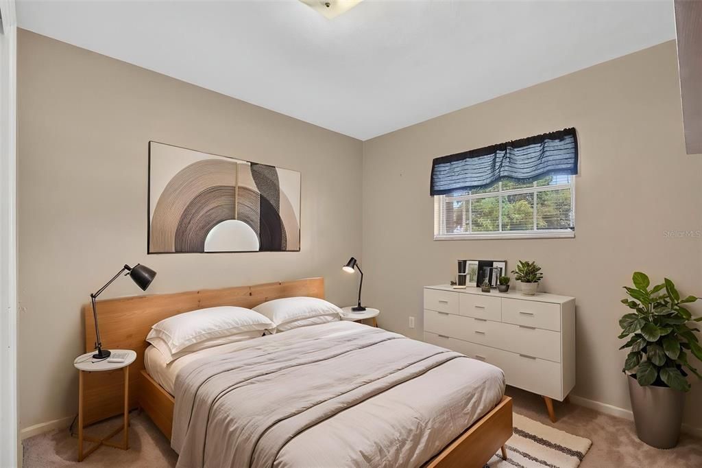 For Sale: $399,999 (3 beds, 2 baths, 1515 Square Feet)