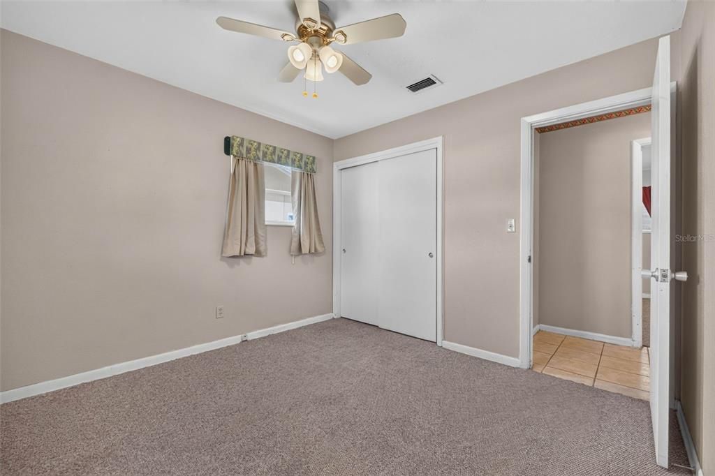 For Sale: $399,999 (3 beds, 2 baths, 1515 Square Feet)