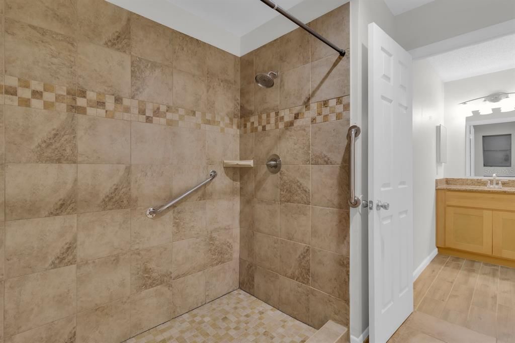 For Rent: $2,600 (3 beds, 2 baths, 1500 Square Feet)