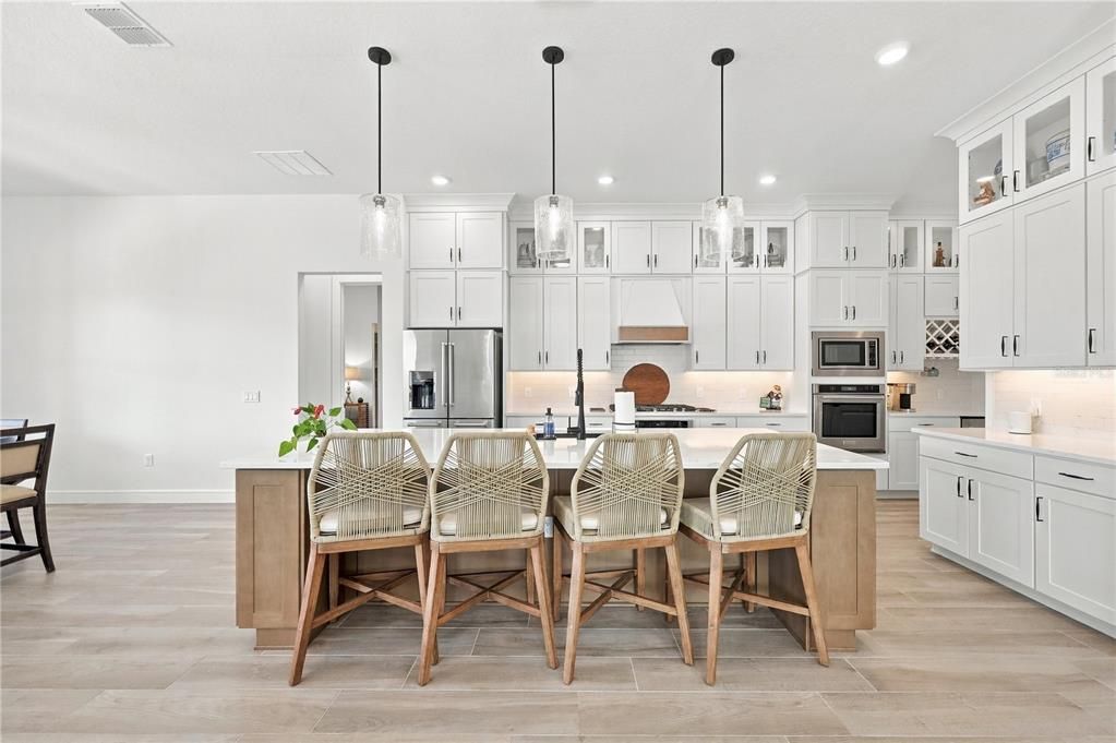 For Sale: $967,500 (3 beds, 3 baths, 2955 Square Feet)