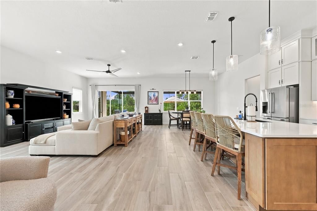 For Sale: $967,500 (3 beds, 3 baths, 2955 Square Feet)