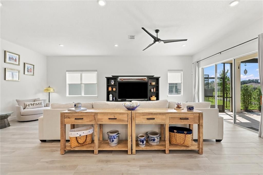 For Sale: $967,500 (3 beds, 3 baths, 2955 Square Feet)