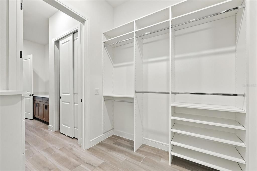 For Sale: $967,500 (3 beds, 3 baths, 2955 Square Feet)