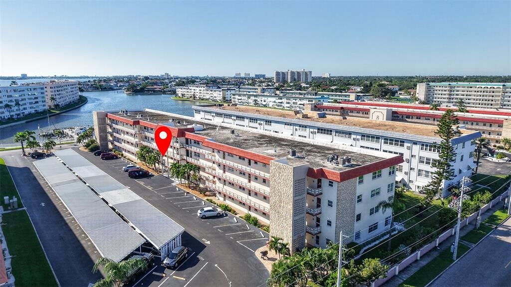 For Sale: $190,000 (2 beds, 2 baths, 1120 Square Feet)