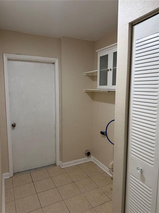 For Sale: $250,000 (2 beds, 2 baths, 1303 Square Feet)