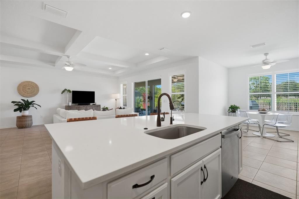 For Sale: $450,000 (2 beds, 2 baths, 2342 Square Feet)