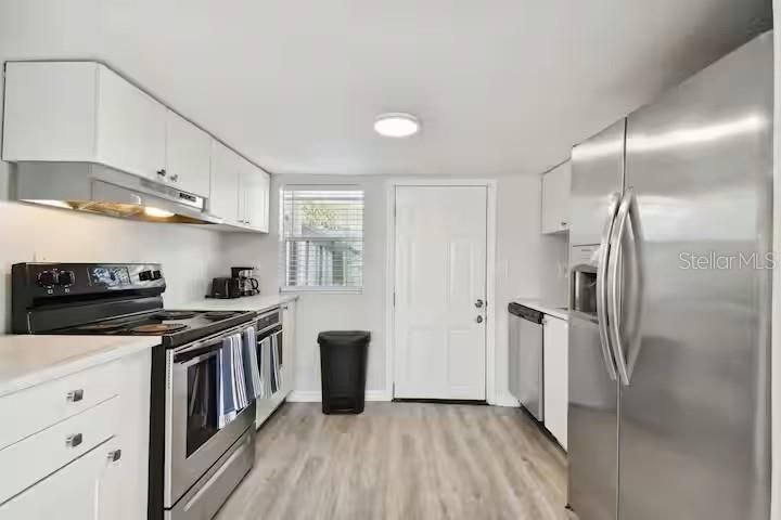 En Venta: $639,900 (4 camas, 0 baños, 1600 Pies cuadrados)