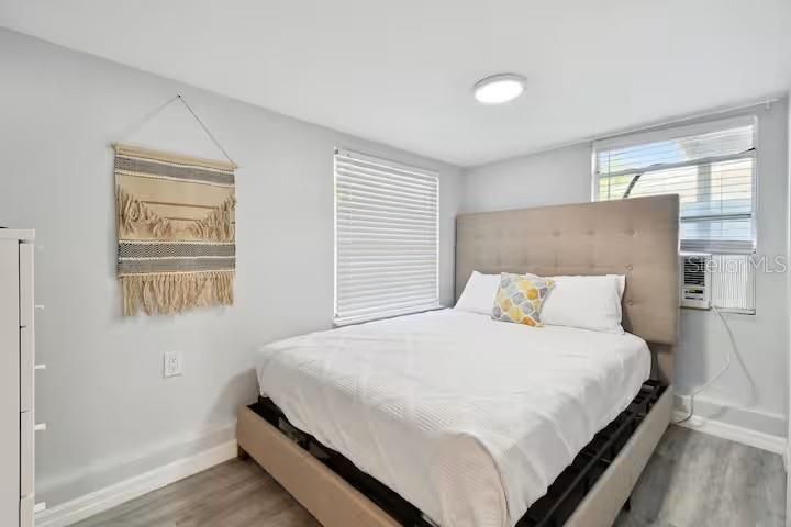 En Venta: $639,900 (4 camas, 0 baños, 1600 Pies cuadrados)