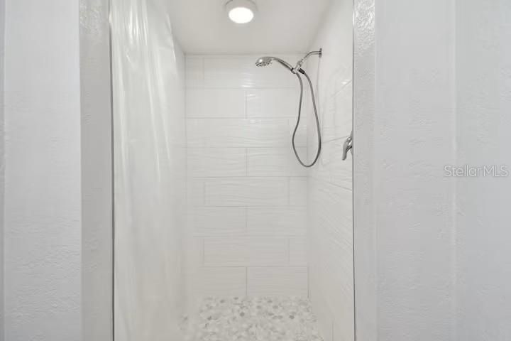 En Venta: $639,900 (4 camas, 0 baños, 1600 Pies cuadrados)