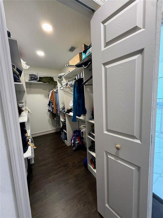 En Venta: $750,000 (6 camas, 3 baños, 3040 Pies cuadrados)