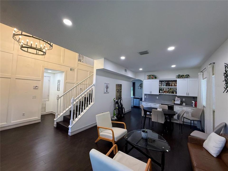 En Venta: $750,000 (6 camas, 3 baños, 3040 Pies cuadrados)