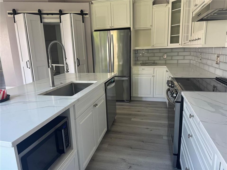 На продажу: $470,000 (3 спален, 2 ванн, 1787 Квадратных фут)