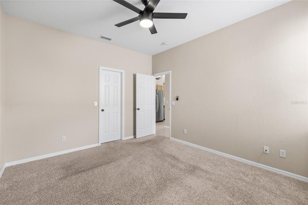 For Sale: $285,000 (3 beds, 2 baths, 1531 Square Feet)