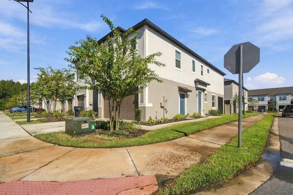 En Venta: $329,900 (3 camas, 2 baños, 1844 Pies cuadrados)
