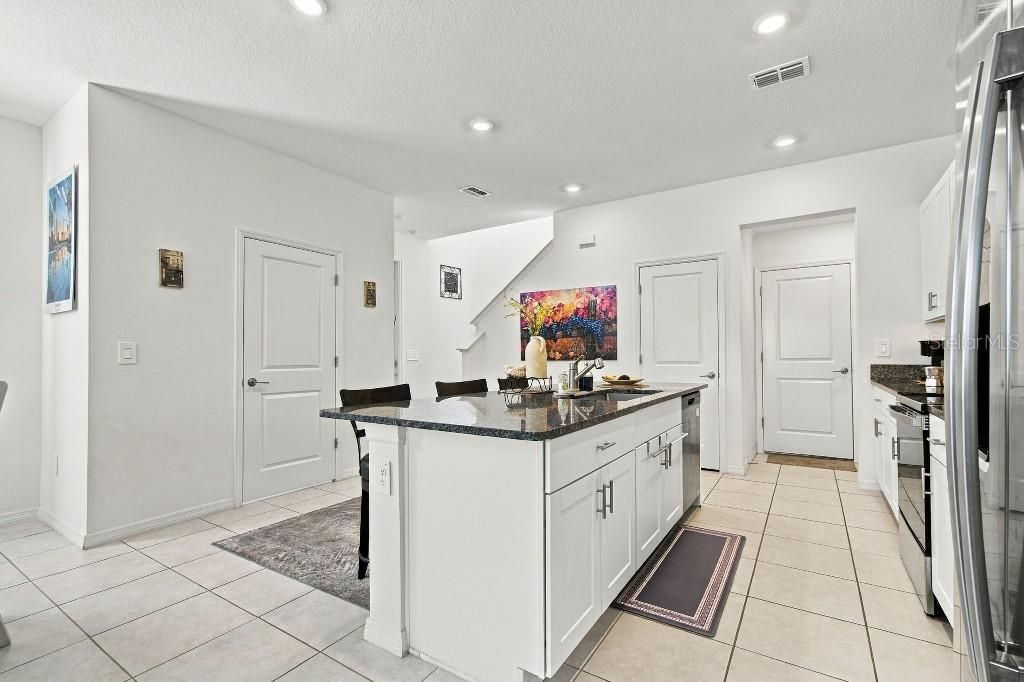 En Venta: $329,900 (3 camas, 2 baños, 1844 Pies cuadrados)