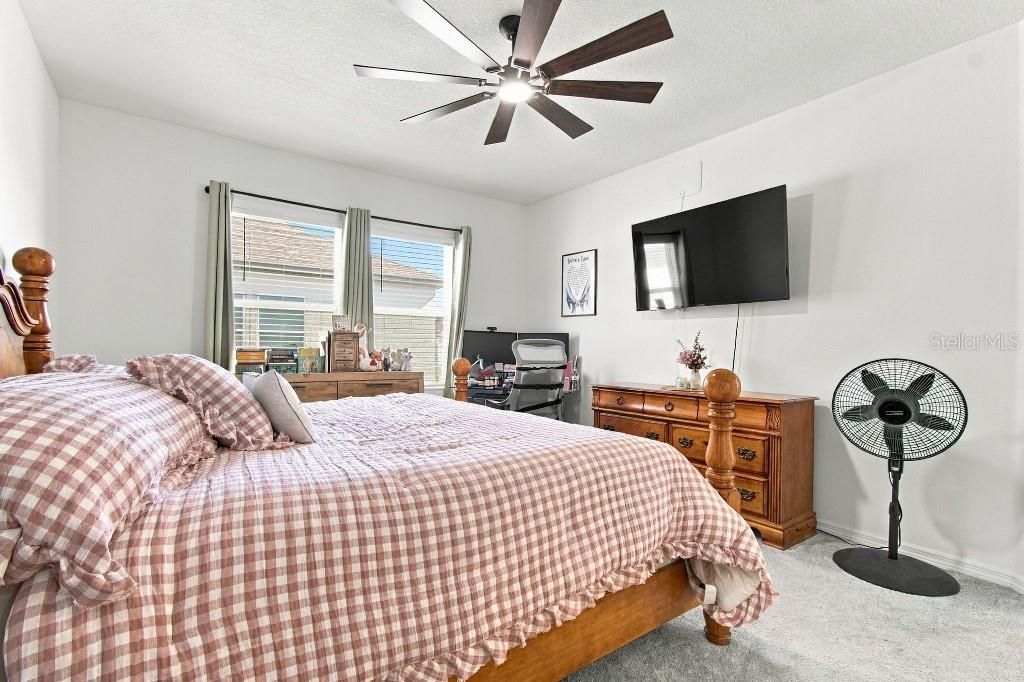 En Venta: $329,900 (3 camas, 2 baños, 1844 Pies cuadrados)
