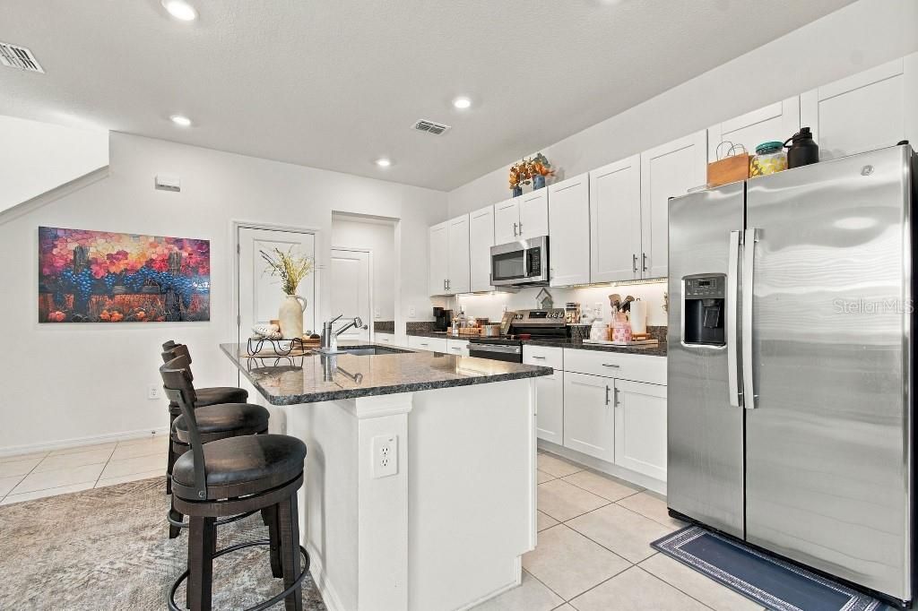 En Venta: $329,900 (3 camas, 2 baños, 1844 Pies cuadrados)
