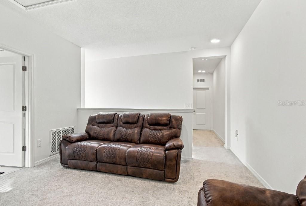 En Venta: $329,900 (3 camas, 2 baños, 1844 Pies cuadrados)