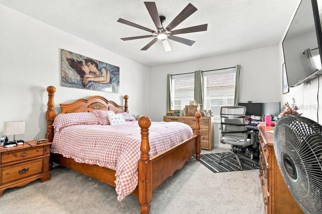 En Venta: $329,900 (3 camas, 2 baños, 1844 Pies cuadrados)