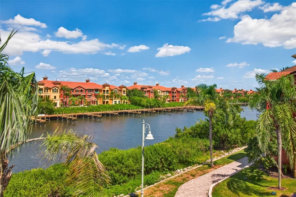 В аренду: $3,100 (3 спален, 2 ванн, 1453 Квадратных фут)