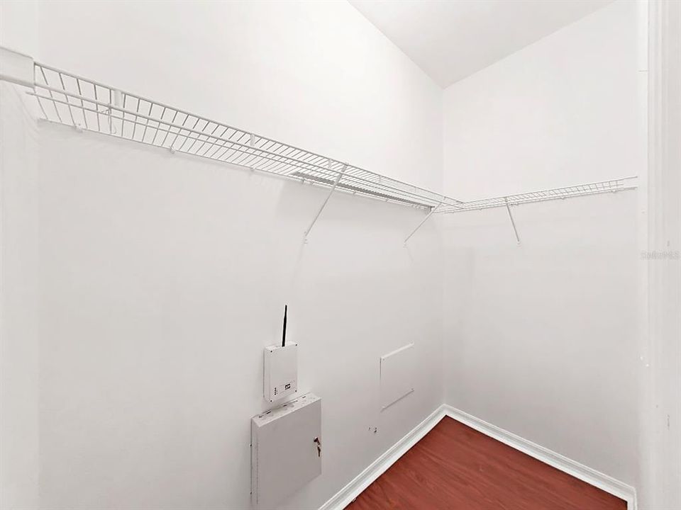 En Venta: $325,490 (4 camas, 2 baños, 1917 Pies cuadrados)