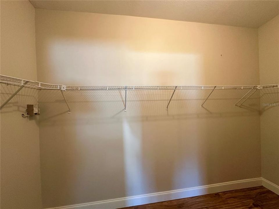 En Venta: $325,000 (5 camas, 3 baños, 2294 Pies cuadrados)