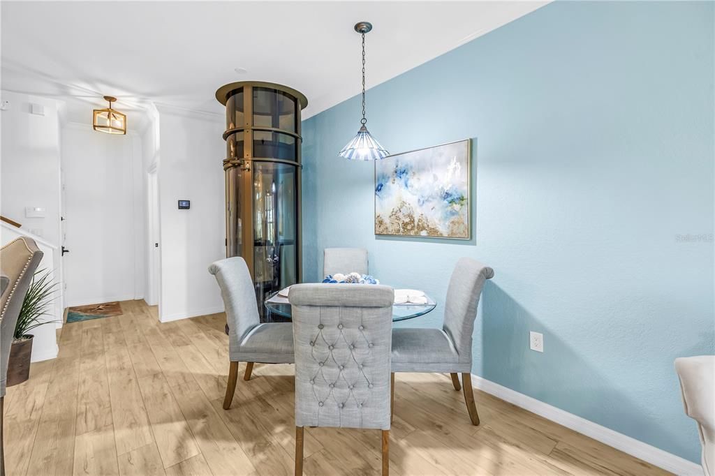 На продажу: $929,999 (3 спален, 2 ванн, 1625 Квадратных фут)