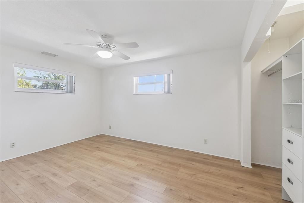For Sale: $279,000 (4 beds, 2 baths, 2303 Square Feet)