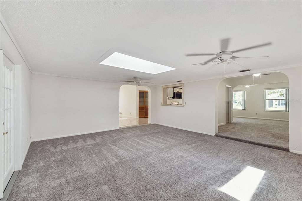 For Sale: $279,000 (4 beds, 2 baths, 2303 Square Feet)