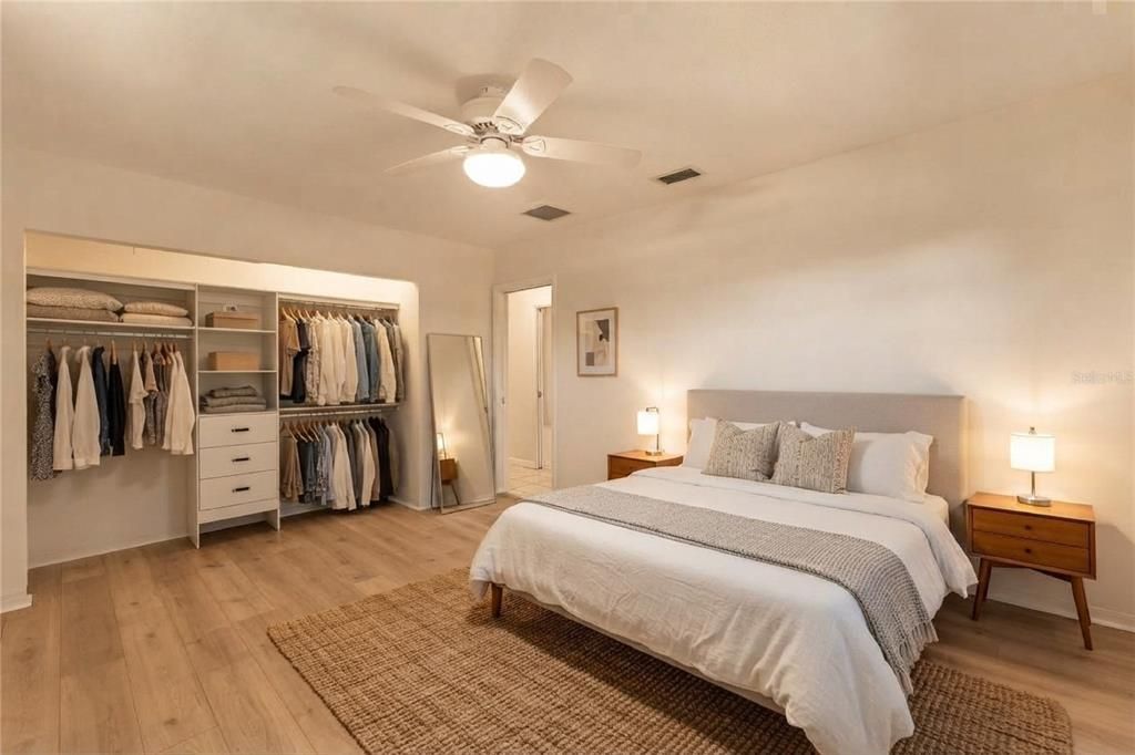 For Sale: $279,000 (4 beds, 2 baths, 2303 Square Feet)