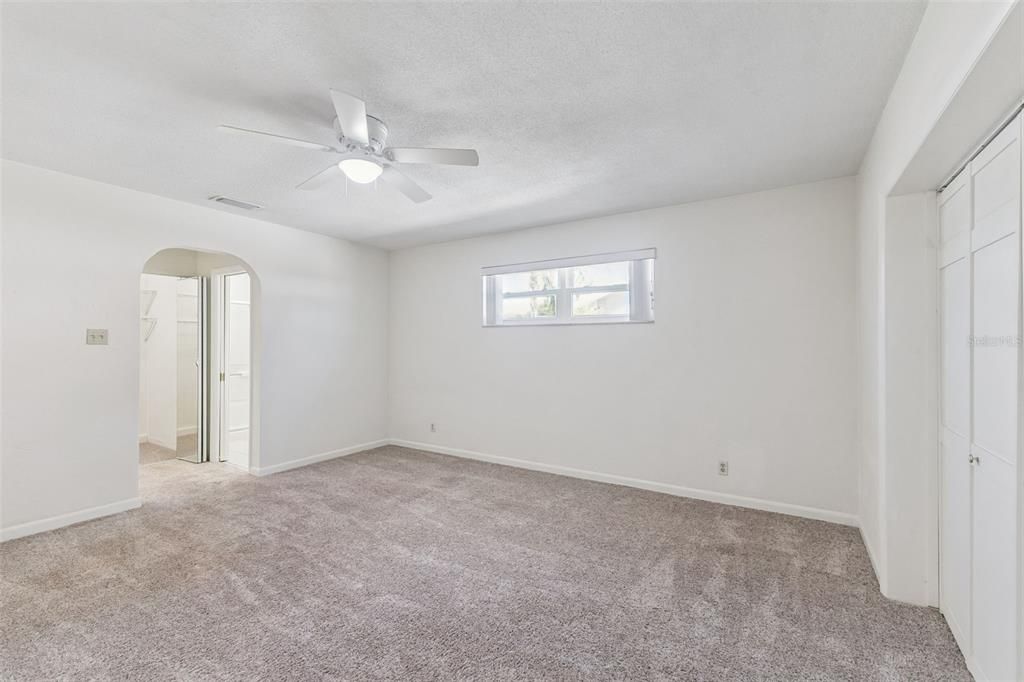 For Sale: $279,000 (4 beds, 2 baths, 2303 Square Feet)