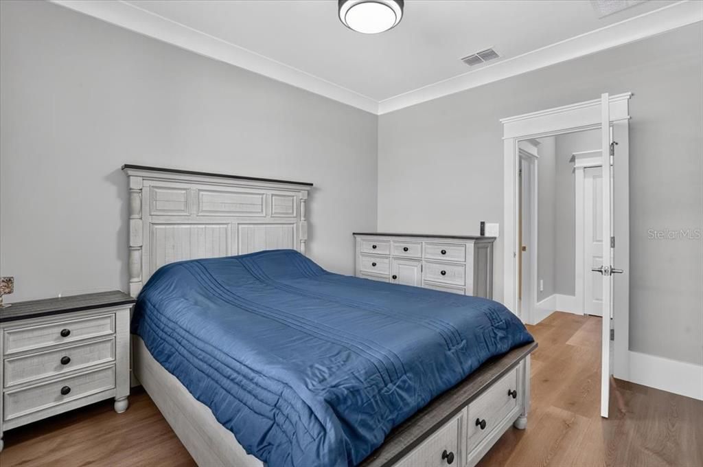 For Sale: $539,000 (3 beds, 3 baths, 1847 Square Feet)