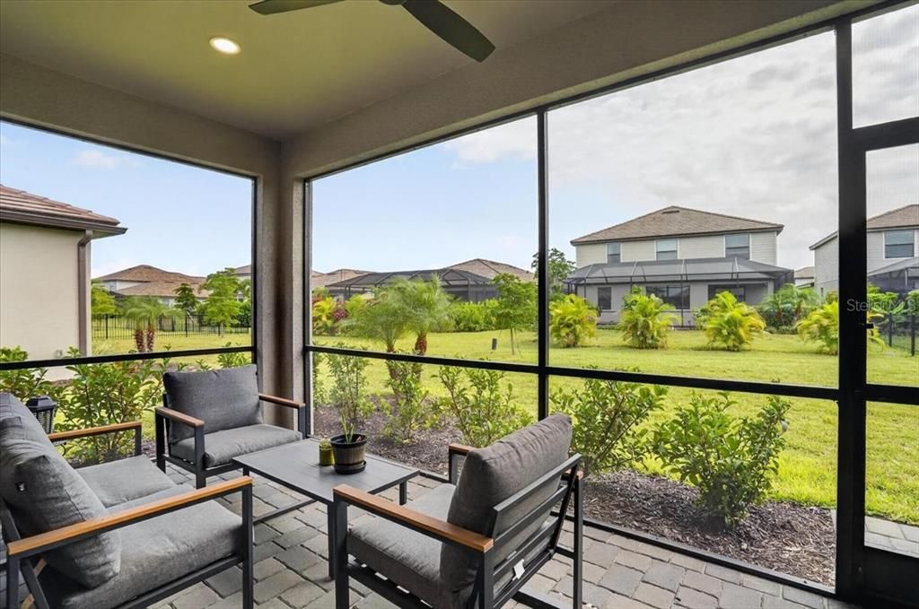For Sale: $539,000 (3 beds, 3 baths, 1847 Square Feet)