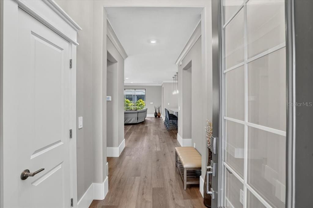 For Sale: $539,000 (3 beds, 3 baths, 1847 Square Feet)