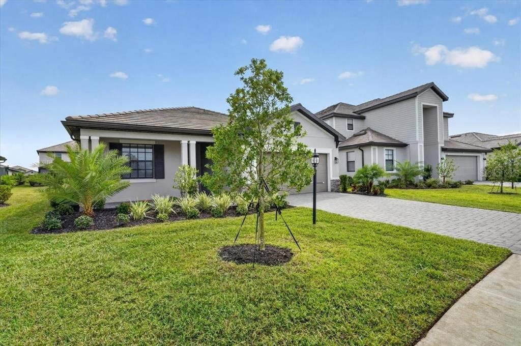 For Sale: $539,000 (3 beds, 3 baths, 1847 Square Feet)