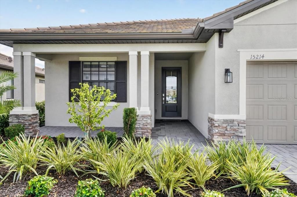 For Sale: $539,000 (3 beds, 3 baths, 1847 Square Feet)