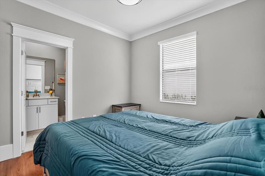 For Sale: $539,000 (3 beds, 3 baths, 1847 Square Feet)